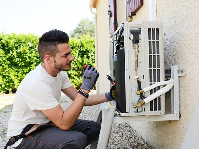 монтаж кондиціонера майстром